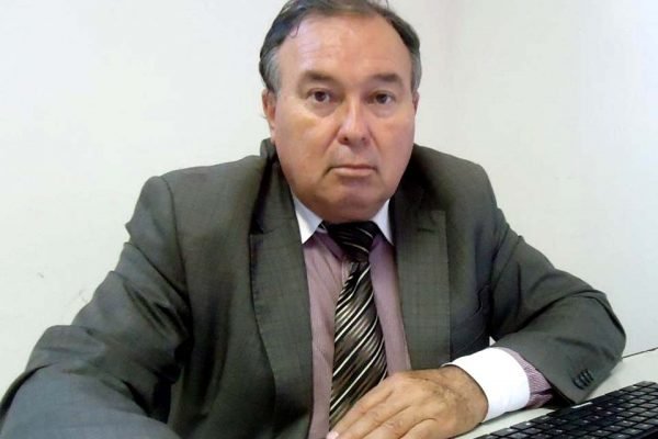 Advogado Caetano Neto é condenado a indenizar Deputado Fernando Máximo por ofensa na rádio