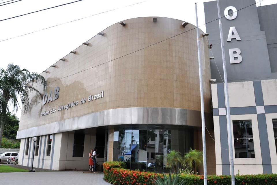 Advogado é condenado à pena de exclusão dos quadros da OABRO por ficar com dinheiro de clientes
