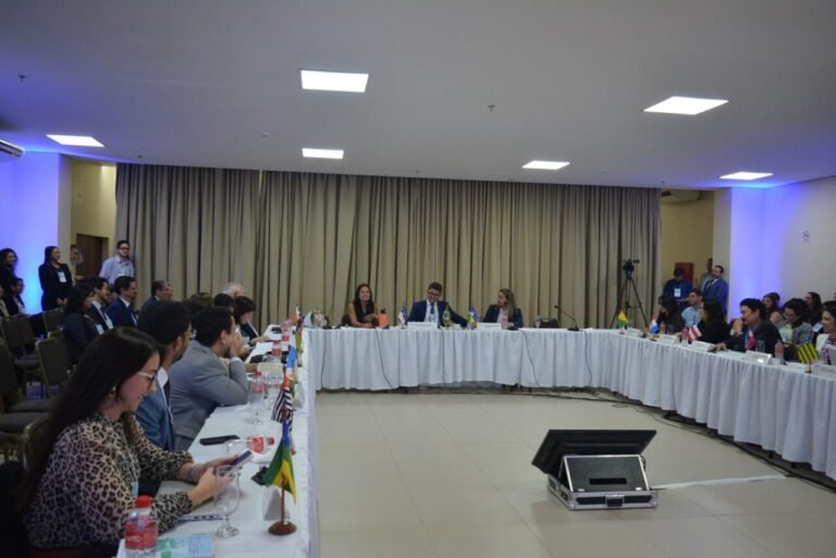 Painéis promovem compartilhamento de experiências durante Fórum Nacional