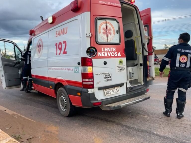 Criança em bicicleta fica gravemente ferida ao ser atropelada por motociclista