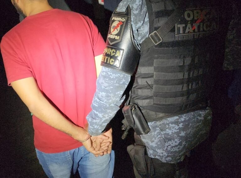 Últimas Notícias 5 PM captura fugitivo suspeito por crimes que totalizam mais de 100 anos de prisão