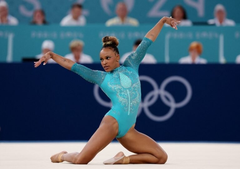 MAIS UMA – Rebeca Andrade vira maior medalhista da história do Brasil