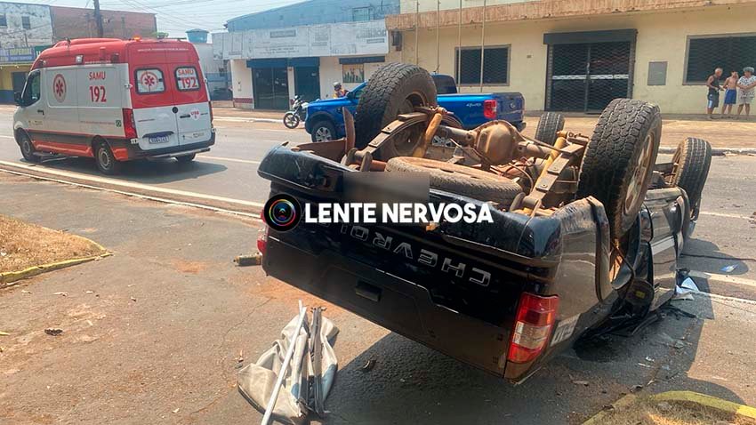 SE RECUPERA BEM – Jovem que foi projetado de carro durante capotamento deverá ser transferido de hospital – VEJA FOTOS