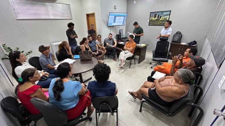 DR. GILBER – Vereador vai a SEMUR para reunião sobre regularização do Ramal Castanheira