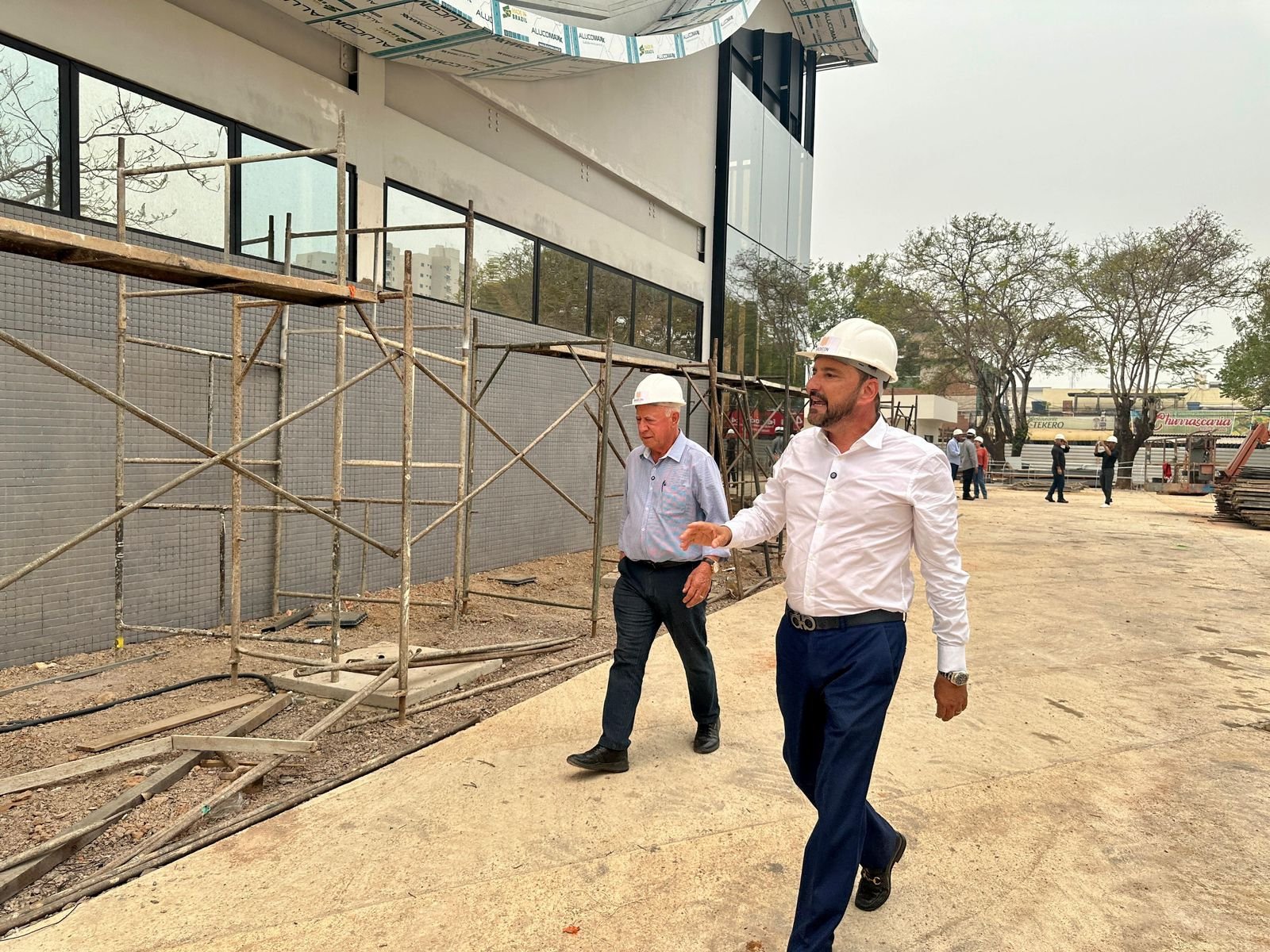 RODOVIÁRIA – Prefeito Hildon Chaves visita canteiro de obras da nova rodoviária de Porto Velho para acompanhar os avanços