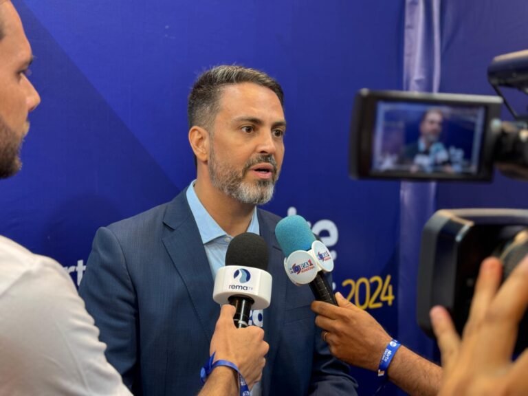 Com confiança e autenticidade, Léo se destaca em debate na TV Norte SBT