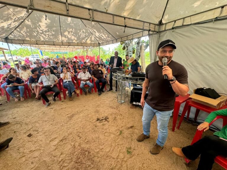 Deputado Ribeiro debate fortalecimento da produção de cacau em Buritis