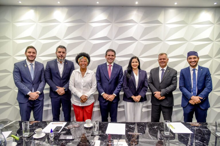 Cristiane Lopes defende PEC 47 Durante Reunião da Bancada Federal de Rondônia com Candidato à Presidência da Câmara