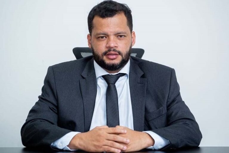 Deputado Edevaldo Neves solicita construção de Centro de Hemodiálise para atender municípios