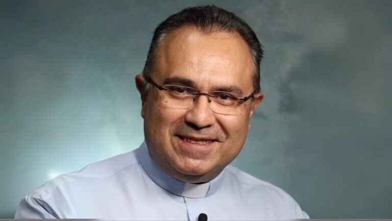 APELO – Comunidade faz abaixo assinado para manter Padre Sérgio Lúcio na Paróquia Nossa Senhora de Fátima