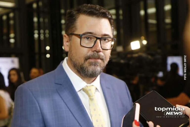 Deputado de MS sugere PEC para acabar com feriados no Brasil