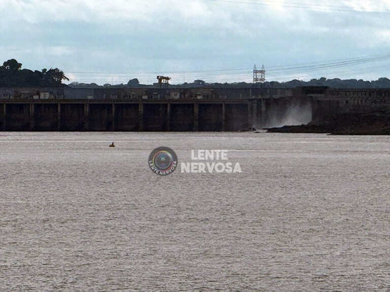 Motorista de ônibus morre ao ser atingido por pedra durante pescaria no Rio Madeira, próximo à Caerd