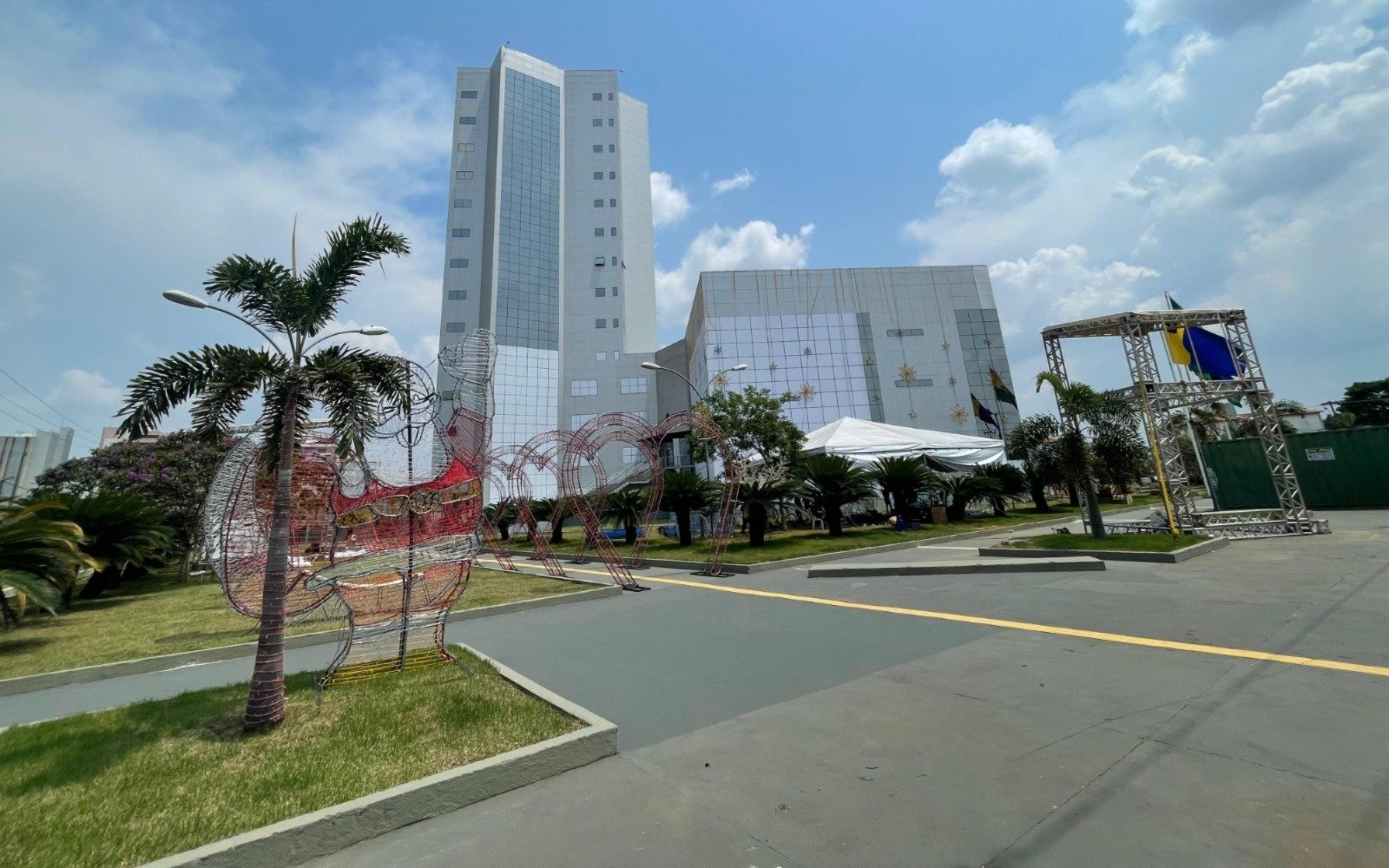 Preparativos para o "Natal de Portas Abertas" da Assembleia Legislativa entram em ritmo acelerado