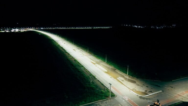 Prefeitura de Porto Velho entrega iluminação da Avenida Santos Dumont