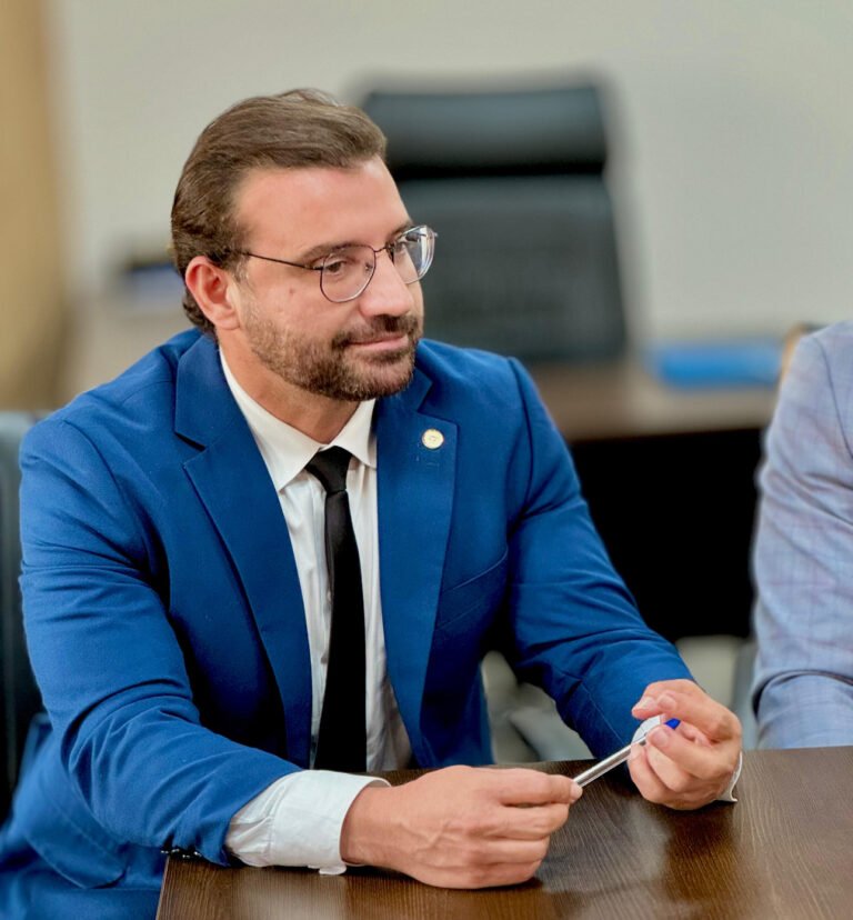 Deputado Ribeiro defende implementação de campanhas de incentivo à doação de sangue