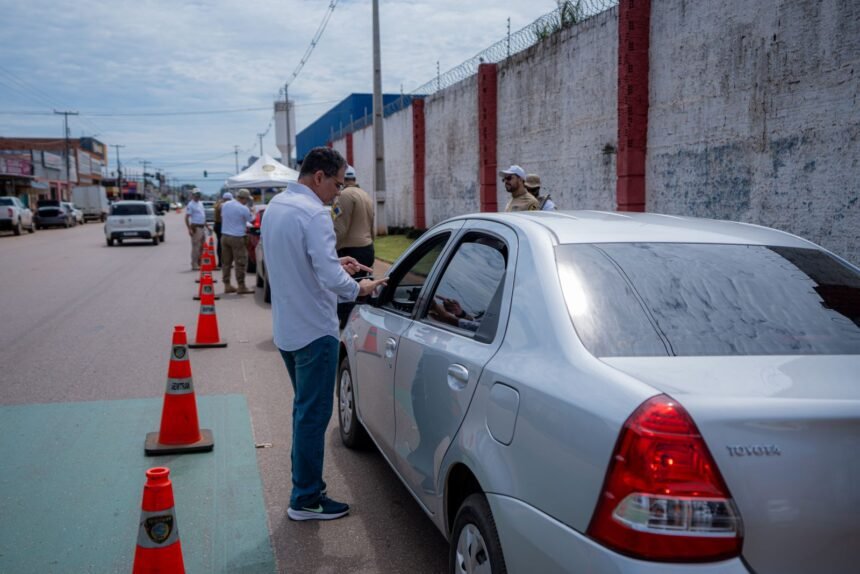 Blitz informativa esclarece dúvidas sobre radares instalados na capital