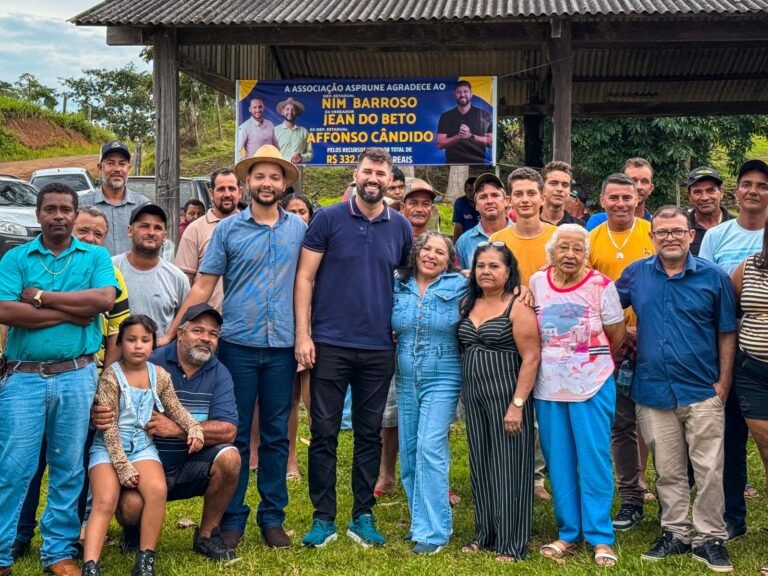 Deputado Nim Barroso entrega equipamentos a produtores de Governador Jorge Teixeira