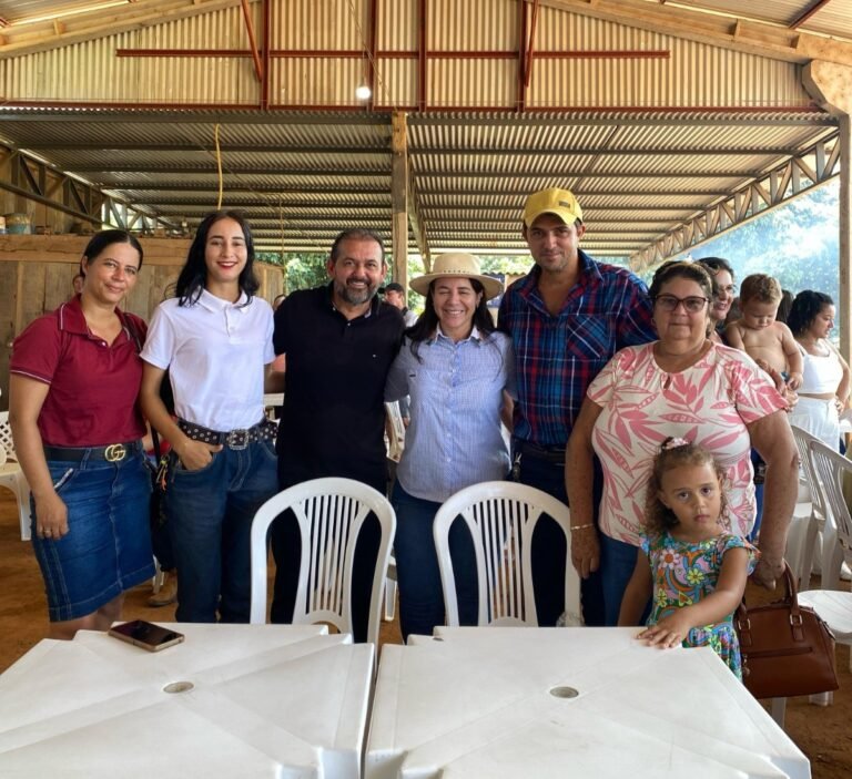 Laerte Gomes entrega implementos agrícolas e anuncia destinação de mais de R$ 1,5 milhão para associações de Nova Brasilândia D’Oeste