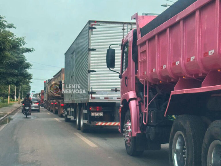 Prefeitura anuncia quando iniciará restrição de trânsito de caminhões na Avenida Jorge Teixeira em horário de pico