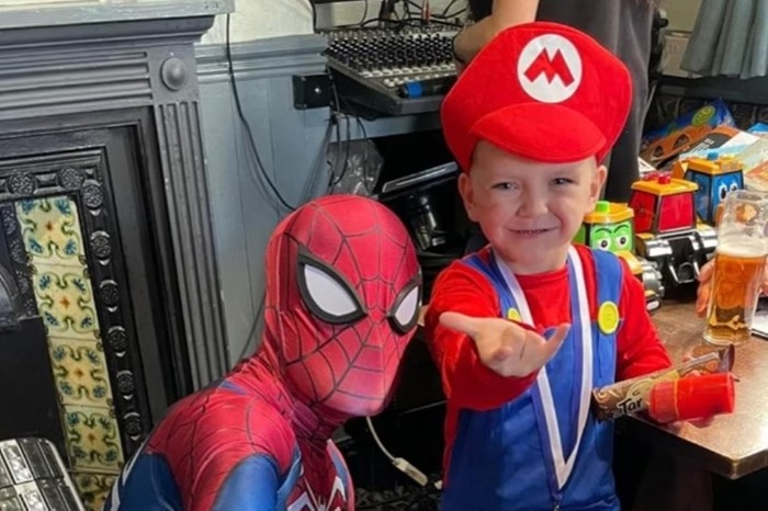 Aos sete anos, menino faz exame de vista e é diagnosticado com câncer terminal