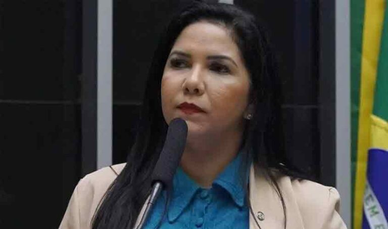 Indignada com a mentira, deputada federal Cristiane Lopes desmente, com documentos e provas, fake news sobre suposta emenda de R$ 500 mil para padaria