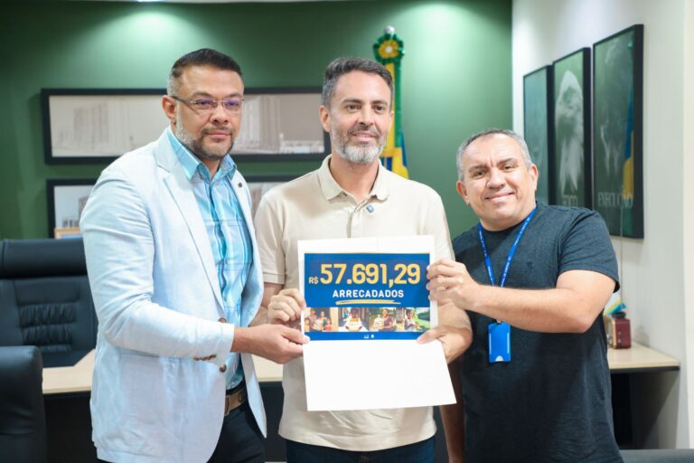 Prefeitura de Porto Velho recebe veículos e 500 cestas básicas doados pelo TCE e MPC para ajudar famílias atingidas pela cheia do Madeira