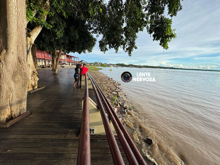 CONTINUA ENCHENDO – Águas do Rio Madeira começam a inundar complexo da Estrada de Ferro Madeira Mamoré – VEJA VÍDEO