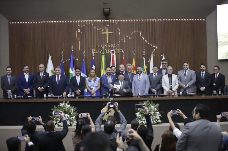 Parlamento Amazônico se reúne em Manaus para debater futuro da Amazônia e COP30