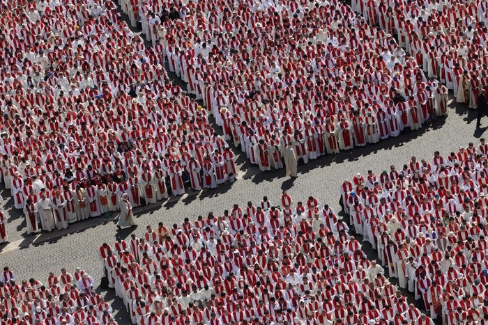 Conclave para escolha de novo papa começa em 7 de maio, diz Vaticano