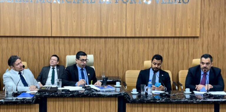 Vereadores aprovam indicação de Oscar Neto para Agência Reguladora na capital