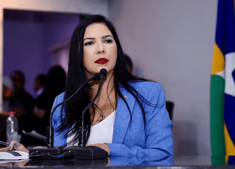 Cristiane Lopes reforça urgência na duplicação e na redução do valor de pedágios durante audiências públicas em Ji Paraná e Vilhena
