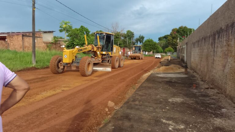 Prefeitura inicia obras para asfaltamento de ruas no Bairro Cidade Nova a pedido do vereador Edimilson Dourado