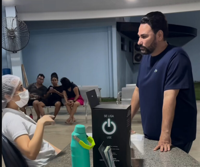 Vereador Marcos Combate denuncia falta de anestesistas na Maternidade Mãe Esperança: “Grávidas estão sendo desrespeitadas”