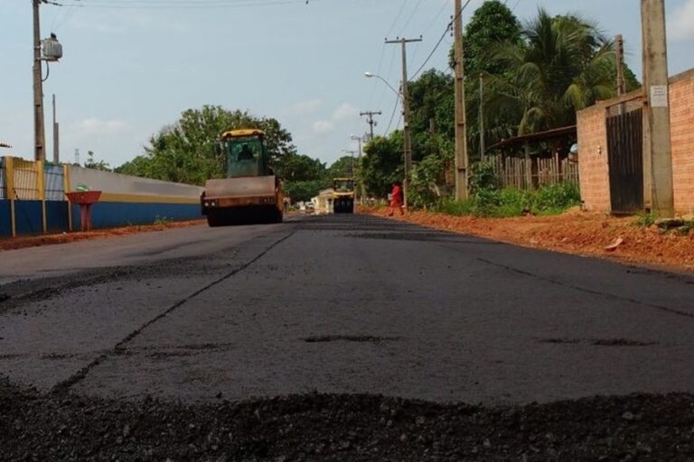 Vereador Marcos Combate denuncia indício de sobrepreço na compra de asfalto pela prefeitura