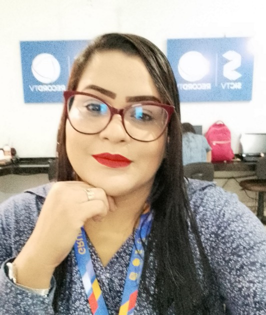 Jornalista rondoniense Acácia Cavalcanti sofre parada cardíaca e luta pela vida