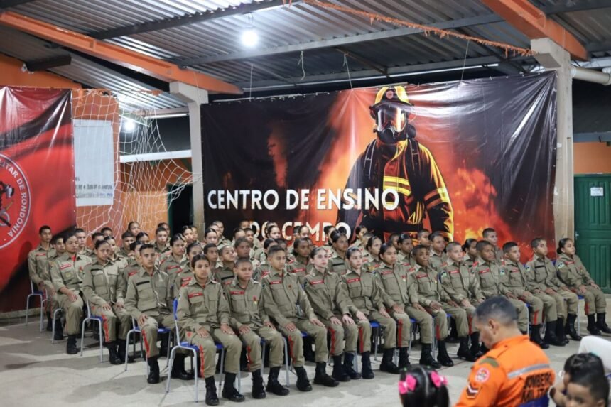 Aula inaugural do programa Bombeiro Mirim reforça compromisso com formação cidadã