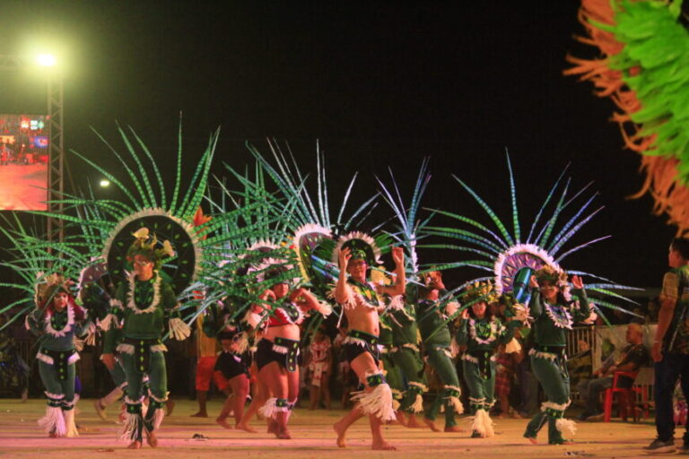 Vida do caboclo ribeirinho será tema do Boi-Bumbá Estrela de Fogo no Arraial Flor do Maracujá