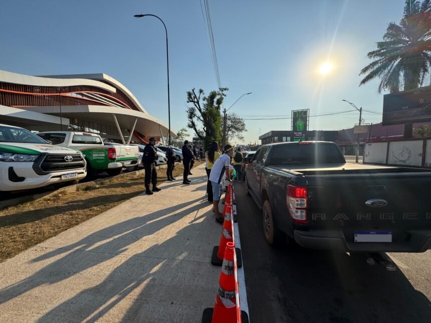 Crianças participam do projeto “Agente Mirim da Cidadania no Trânsito” na Rodoviária 1 Crianças participam do projeto “Agente Mirim da Cidadania no Trânsito” na Rodoviária