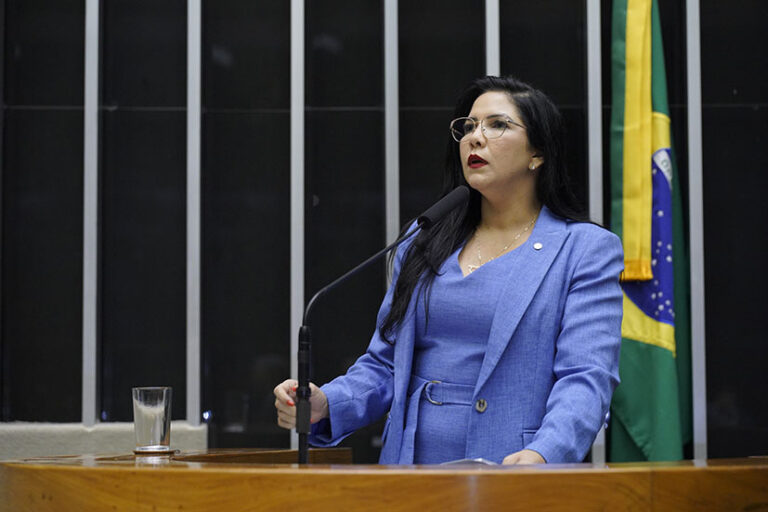Regularização: Deputada Cristiane Lopes Propõe Projeto de Lei que Transfere Terras da União para Rondônia