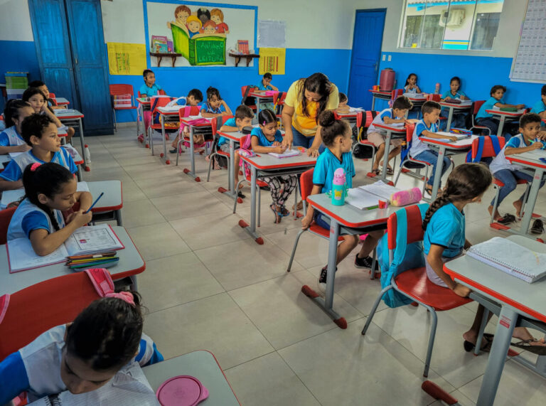 Obras mantidas durante recesso escolar garantem estrutura renovada na retomada das aulas em Rondônia