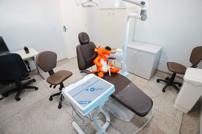 Após 13 anos de espera da comunidade, Prefeitura entrega Unidade de Saúde da Família do bairro Três Marias