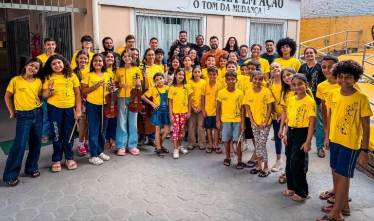 Nim Barroso visita o Projeto Orquestra em Ação e reafirma compromisso com a cultura e a educação em Ji-Paraná