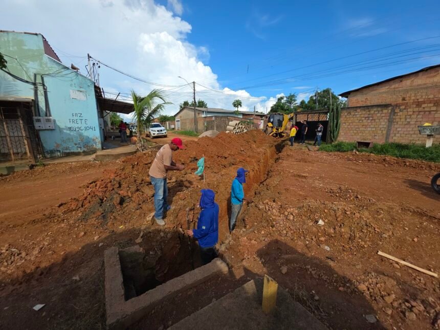 Vereador Edimilson Dourado solicita e Prefeitura realiza serviço de drenagem no bairro Castanheira