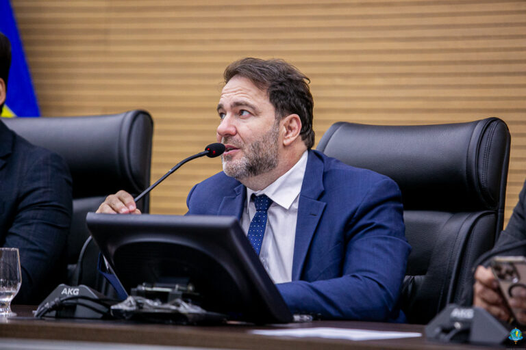 Deputado Alex Redano propõe internet gratuita em hospitais da rede pública estadual