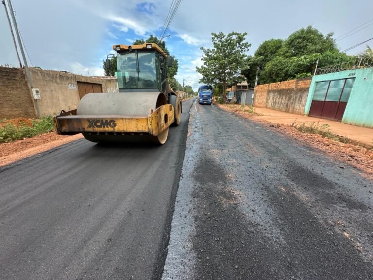Vereador Edimilson Dourado garante início das obras de pavimentação na Rua Xangri-lá, após mais de 20 anos de espera