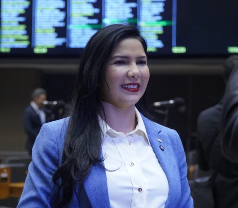 Deputada Cristiane Lopes destaca aprovação de projeto que protege crianças e adolescentes com deficiência