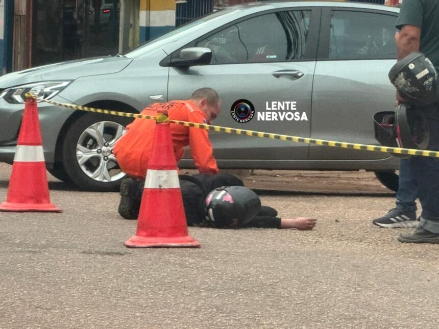 Motoqueira sem habilitação fica ferida em acidente na zona sul da capital