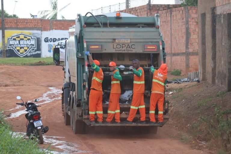 Coleta de lixo avança em Porto Velho e moradores relatam normalização das rotas na maioria dos bairros