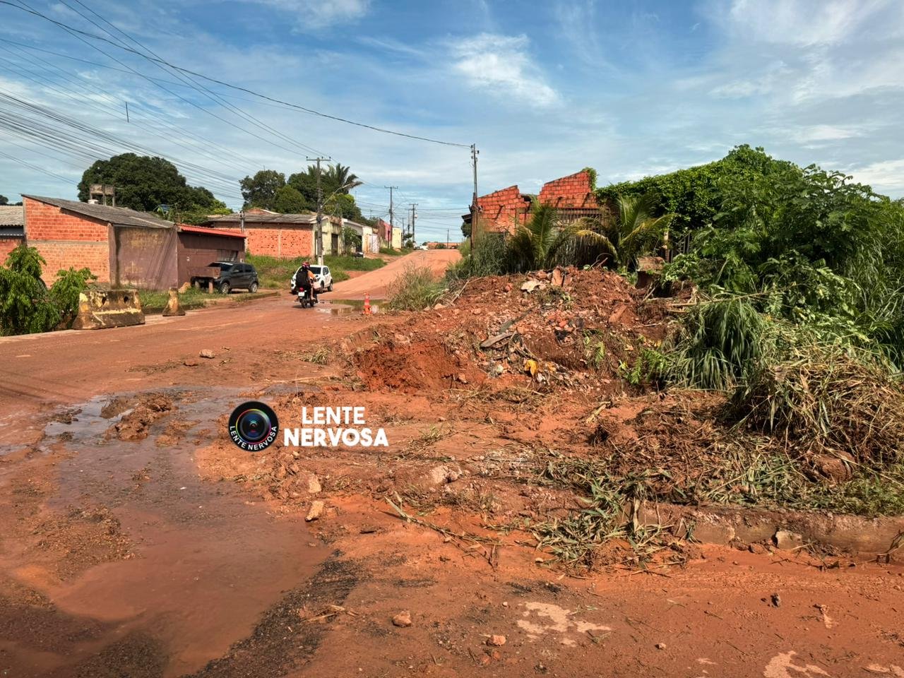 Prefeitura age rápido e inicia recuperação de trecho da Avenida Campos Sales após desbarrancamento