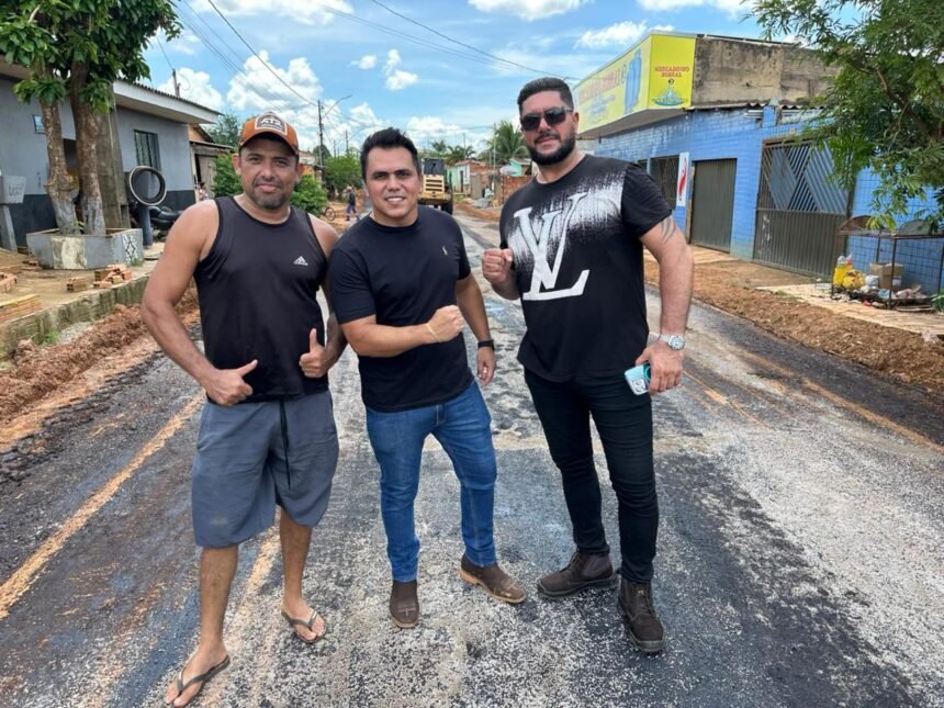 Asfaltamento de ruas no bairro Castanheira é iniciado após anos de cobrança do vereador Edimilson Dourado